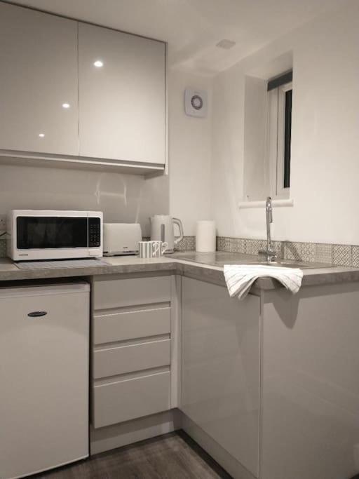 Cosy Garden Studio Room Minimum Two Night Booking Brighton Kültér fotó